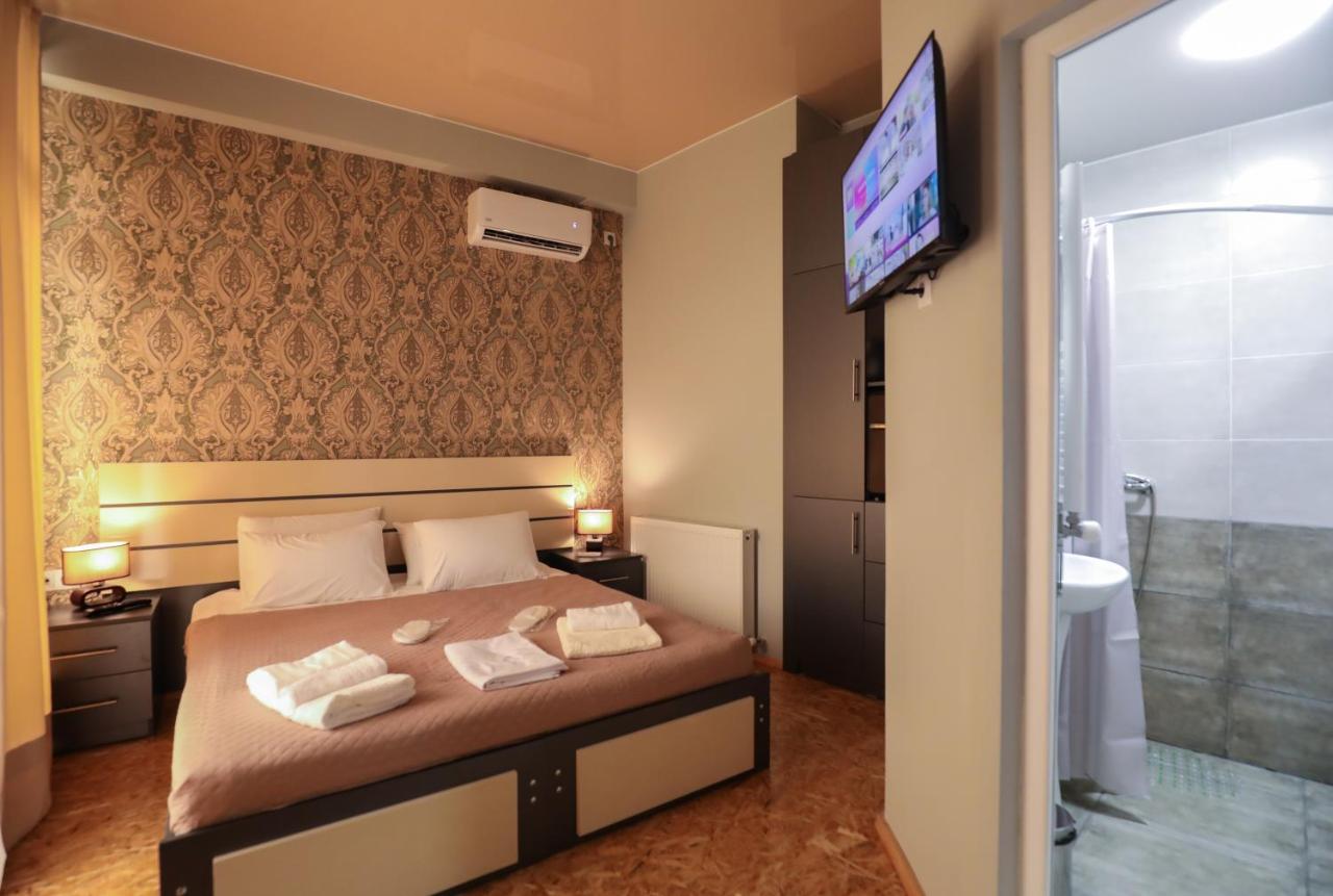 Hotel Sagu クタイシ エクステリア 写真