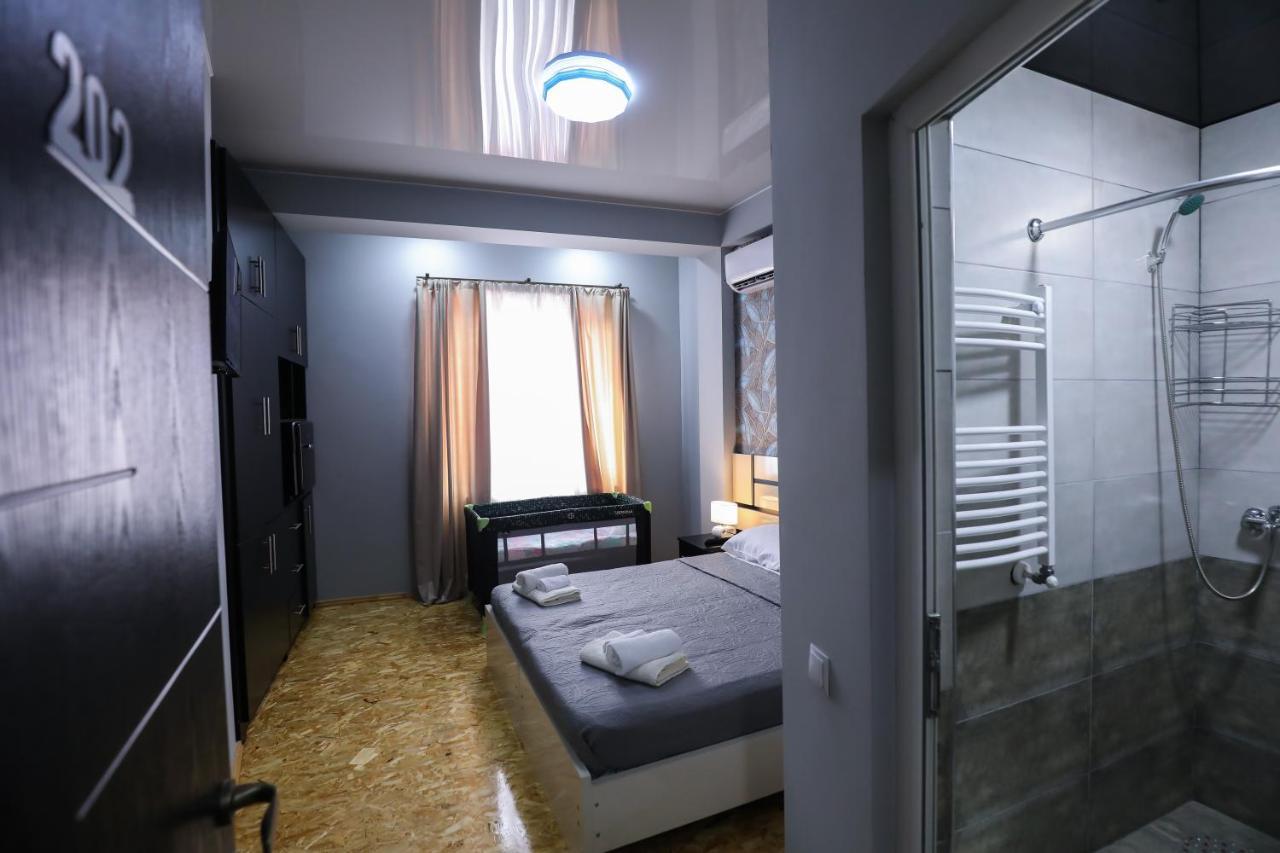 Hotel Sagu クタイシ エクステリア 写真