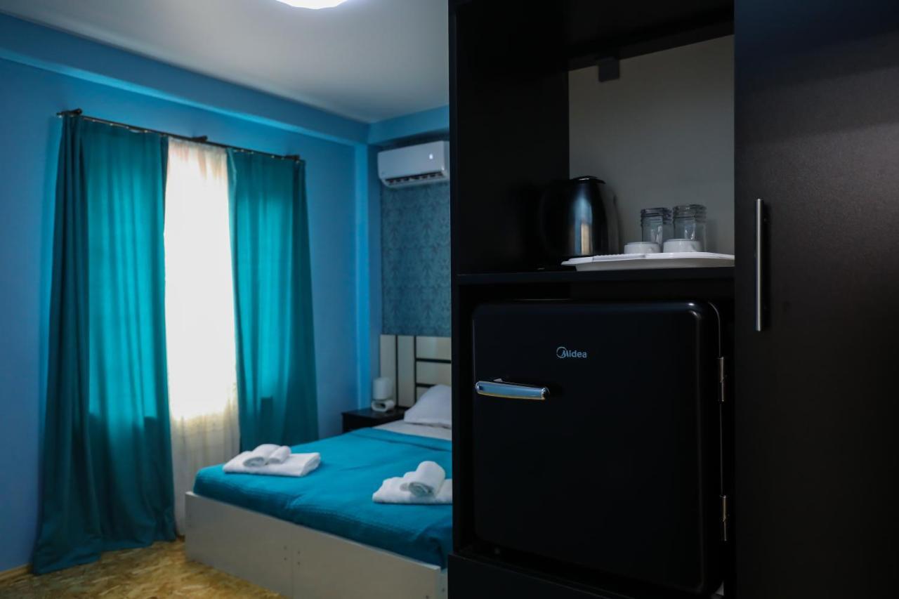 Hotel Sagu クタイシ エクステリア 写真